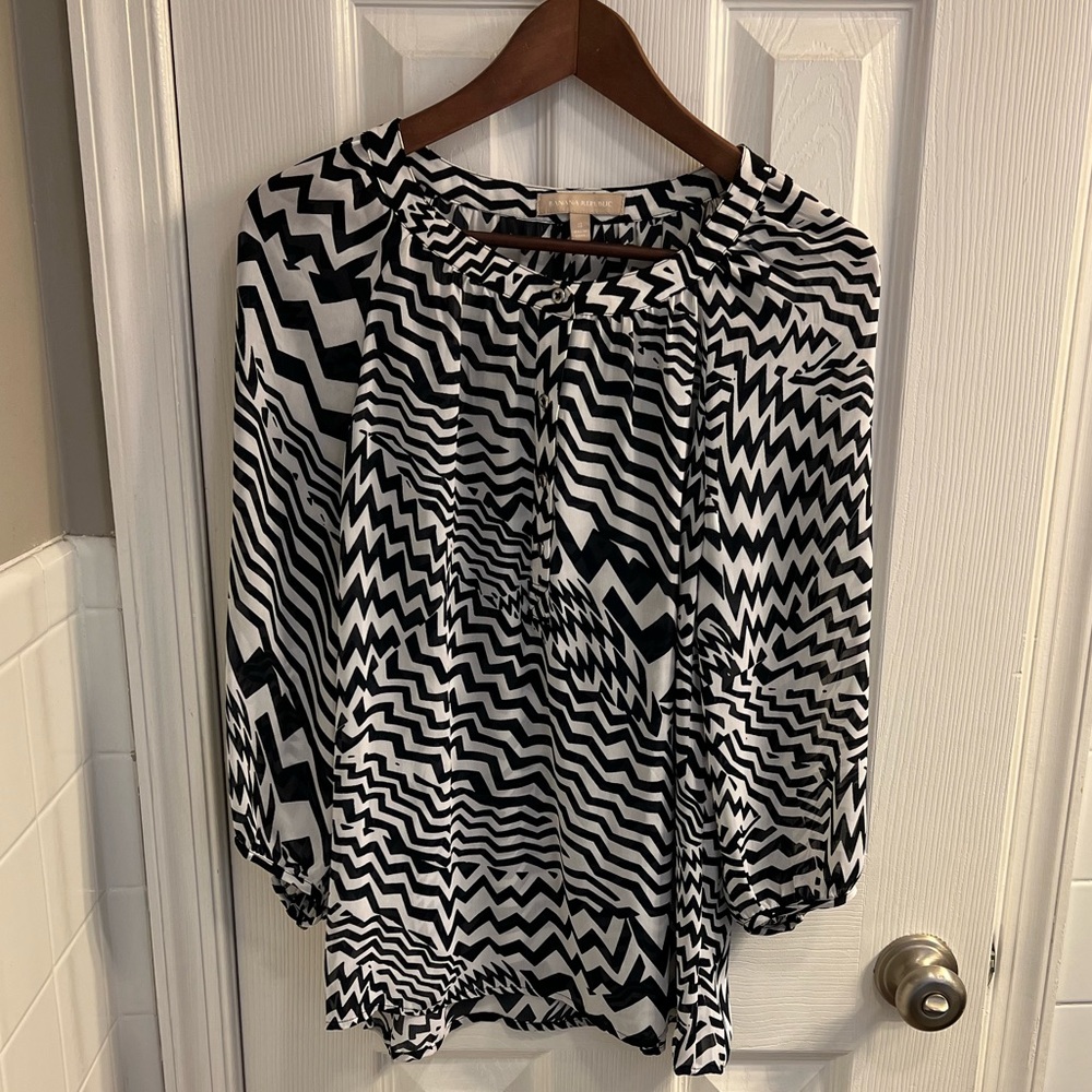 Banana Republic womens blouse
